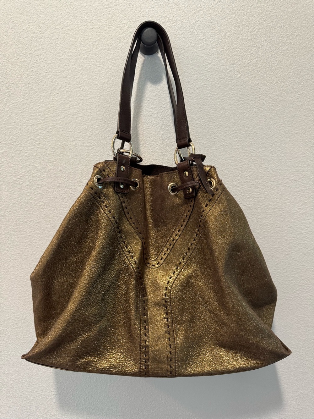 Yves Saint Laurent calf skin reversible, double sac Y tote. Bronze and Chocolate - Picture 6 of 14